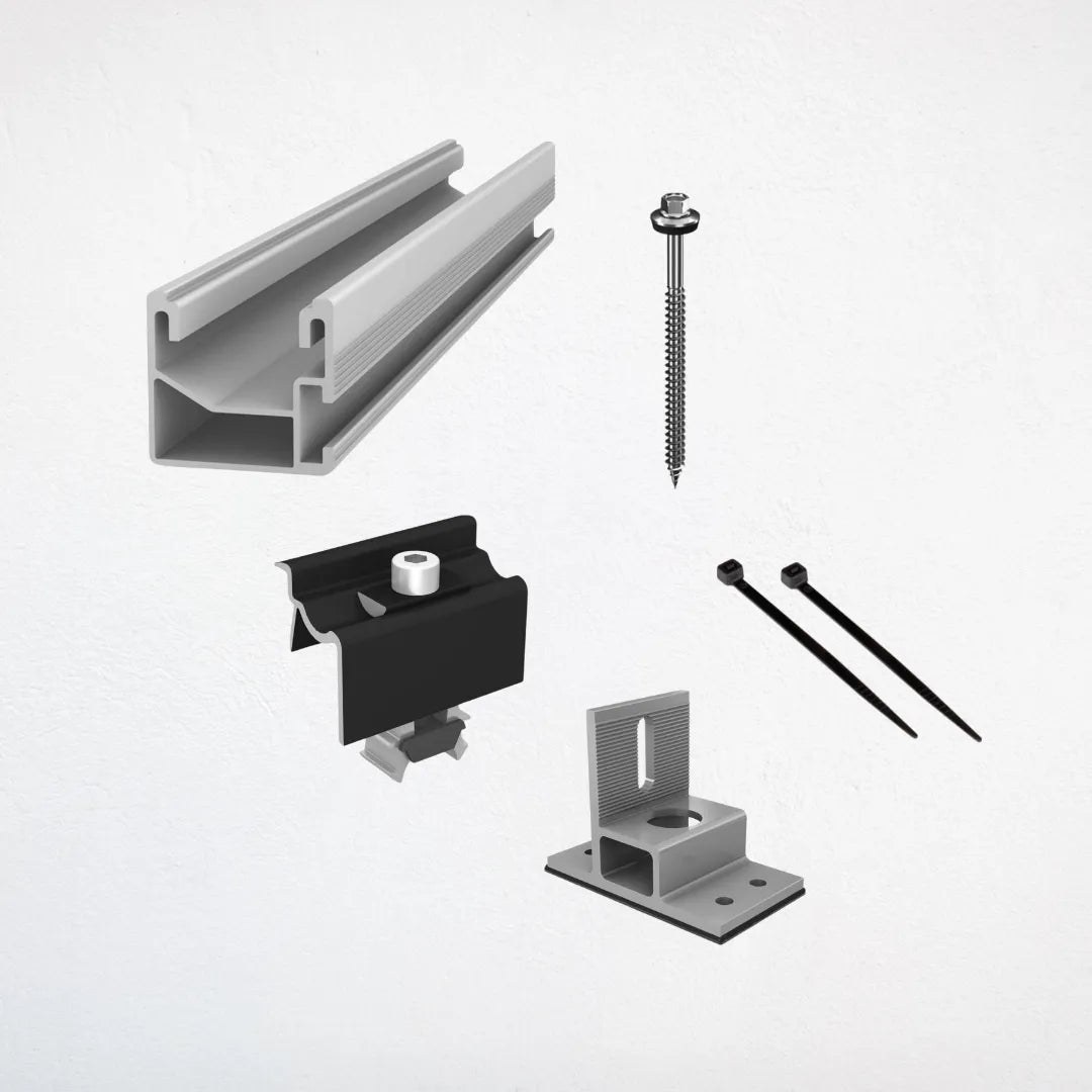 Montageset für Solarmodule auf einem Bitumendach. Enthalten sind eine Aluminiumschiene, spezielle Halterung für Bitumendächer, Schrauben, Kabelbinder und eine Endklemme.
